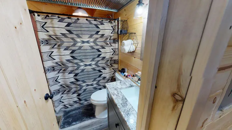 Logan Creek Cabin